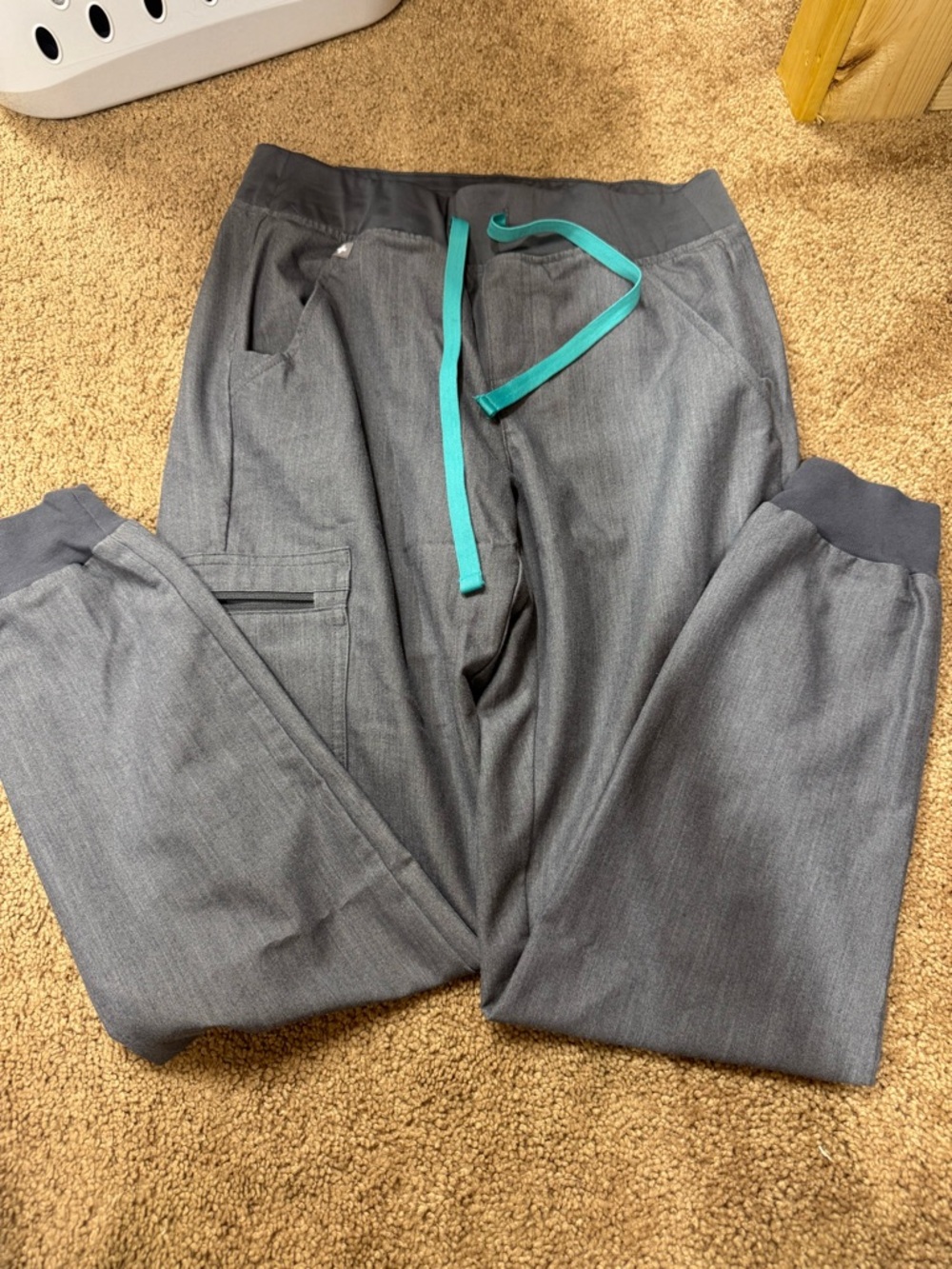 Figs women’s Gray Joggers with Teal Drawstring